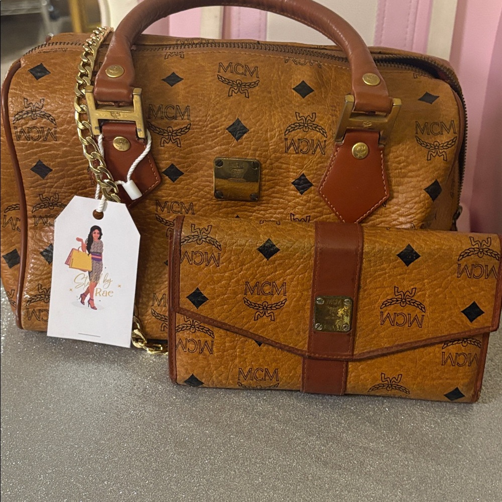 McM Boston Bag and kisslock wallet Bundle